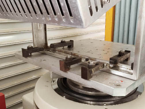 pp电子平台LED投光灯振动测试图